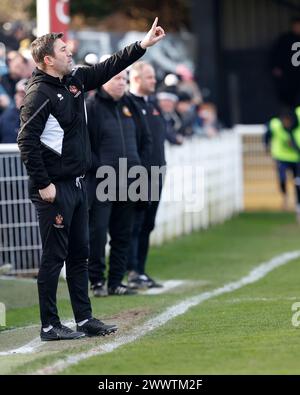 Graeme Lee, Manager von Spennymoor Town, während des Spiels der Vanarama National League North zwischen Spennymoor Town und Gloucester City im Brewery Field, Spennymoor, am Samstag, den 23. März 2024. (Foto: Mark Fletcher | MI News) Credit: MI News & Sport /Alamy Live News Stockfoto