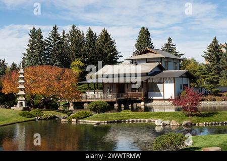 Eines der Häuser im japanischen Garten Nikka Yuko. Stockfoto