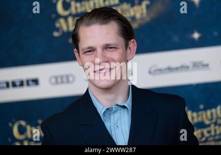 München, Deutschland. März 2024. Max von der Groeben, Schauspieler, nimmt an der Premiere des Films Chantal im Märchenland im Mathäser Filmpalast Teil. Quelle: Sven Hoppe/dpa/Alamy Live News Stockfoto