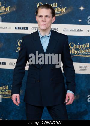 München, Deutschland. März 2024. Max von der Groeben, Schauspieler, nimmt an der Premiere des Films Chantal im Märchenland im Mathäser Filmpalast Teil. Quelle: Sven Hoppe/dpa/Alamy Live News Stockfoto