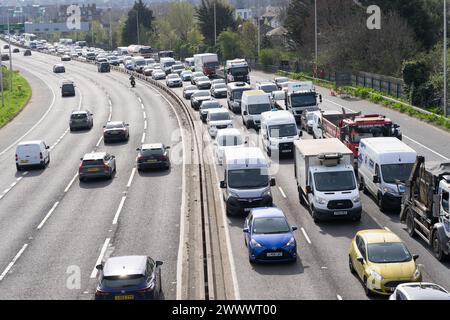 London, 26. März 2024. Starker Verkehr heute Morgen in Richtung Norden des Blackwall Tunnels in london vor dem Osterwochenende. Quelle: xiu bao/Alamy Live News Stockfoto