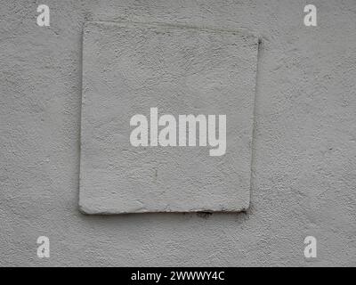 Minimalistisches weißes Leinwandtuch. Quadratische Ruhe. Stockfoto