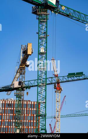 Baustellen im Osten der Hafencity Hamburg, Bürogebäude, neuer Stadtteil an der Elbe, auf dem Gelände des ehemaligen Freihafens, Wohneinheiten Stockfoto