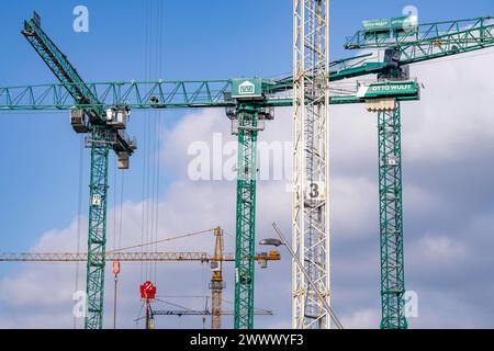 Baustellen im Osten der Hafencity Hamburg, Bürogebäude, neuer Stadtteil an der Elbe, auf dem Gelände des ehemaligen Freihafens, Wohneinheiten Stockfoto