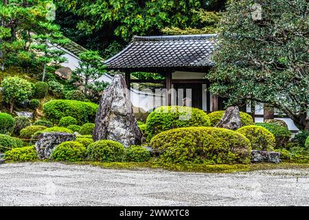 Coloful Zen Steingarten Kaizando Hall Tofuku-JI Zen buddhistischer Tempel Kyoto Japan. Datum bis 1236. Einer von 5 großen Zen-Tempeln in Japan. Stockfoto