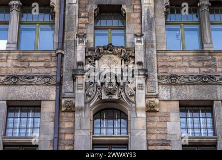 Historische Architektur, Rathaus Charlottenburg, Eingang Alt-Lietzow, Berlin, Deutschland Stockfoto