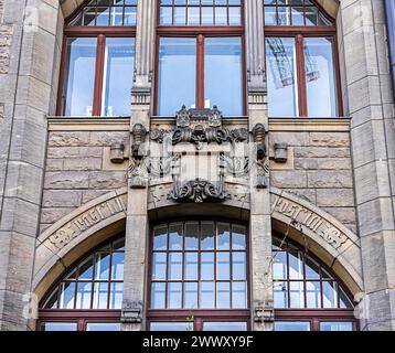 Historische Architektur, Rathaus Charlottenburg, Eingang Alt-Lietzow, Berlin, Deutschland Stockfoto