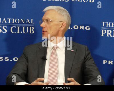 National Press Club, 529 14th St NW, Washington DC 20045, 25. März 2024. Der lettische Außenminister Krisjanis Karins, der estnische Außenminister Margus Tsahkna und der litauische Außenminister Gabrielius Landsbergis scheinen gemeinsam im National Press Club in Washington DC über die NATO-Bereitschaft zu diskutieren. Quelle: ©Julia Mineeva/EGBN TV News/Alamy Live News Stockfoto