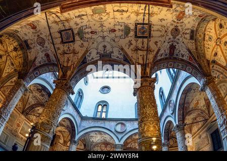 Eine Freskendecke in der Innenlobby des Palazzo Vecchio (Alten Palast), Florenz, Italien Stockfoto