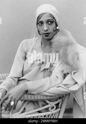 JOSEPHINE Baker (1906–1975) 1989 wurde eine französische Tänzerin, Sängerin und Filmschauspielerin in Amerika um 1928 Stockfoto