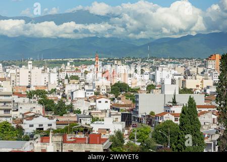 Luftaufnahme der Stadt Salta in Argentinien. Stockfoto