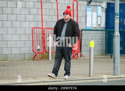 Cardiff City Stadium, Cardiff, Großbritannien. März 2024. UEFA Euro Qualifying Play Off Football, Wales gegen Polen; walisische Fans kommen ins Stadion Credit: Action Plus Sports/Alamy Live News Stockfoto