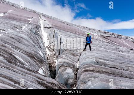 Eisfläche des Hermoso-Gletschers auf dem Cayambe-Vulkan Stockfoto