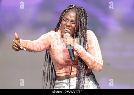 Verito Asprilla aus Tumaco, Nariño, am letzten Tag des EStereo Picnic Festivals in Bogota, Kolumbien Stockfoto