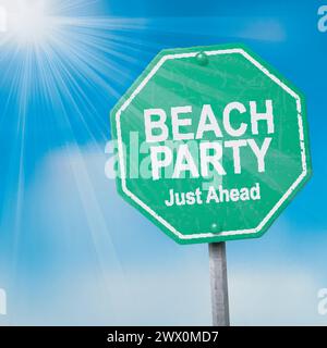 Vintage Rough Green Street Schild mit Strandparty Text, passend für Sommerurlaub, Strandurlaub und andere, Vektor-Illustration Stock Vektor
