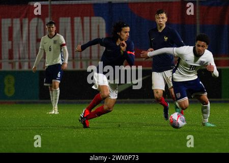 St Georges Park, Großbritannien. März 2024. Ethan Nwaneri (10) für England während der Qualifikation zur UEFA-Europameisterschaft zwischen England U17 und Frankreich U17 im St Georges Park, Burton, Staffordshire, am Samstag, den 26. März 2024 | Foto: Jayde Chamberlain/SPP. Jayde Chamberlain/SPP (Jayde Chamberlain/SPP) Credit: SPP Sport Press Photo. /Alamy Live News Stockfoto