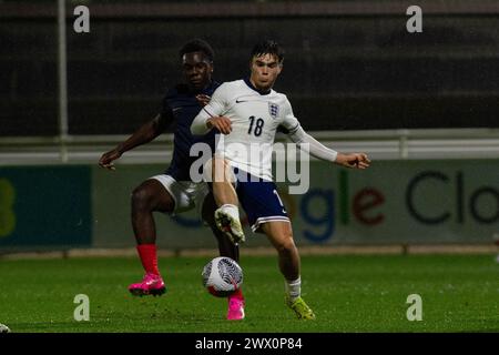 St Georges Park, Großbritannien. März 2024. Harry amass (18) für England während der Qualifikation zur UEFA-Europameisterschaft zwischen England U17 und Frankreich U17 im St Georges Park, Burton, Staffordshire, am Samstag, den 26. März 2024 | Foto: Jayde Chamberlain/SPP. Jayde Chamberlain/SPP (Jayde Chamberlain/SPP) Credit: SPP Sport Press Photo. /Alamy Live News Stockfoto