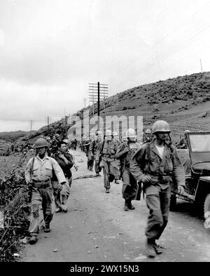 Fotos des Koreanischen Krieges: 21. Infanterieregiment im Gebiet des Kum-Flusses ca. 1950 Stockfoto