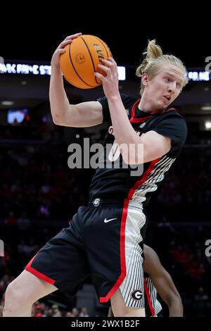 Columbus, Ohio, USA. März 2024. Der Georgia Bulldogs Guard Blue Cain (0) holt sich während des Spiels zwischen den Georgia Bulldogs und den Ohio State Buckeyes im Ohio Stadium, Columbus, Ohio, einen Rebound. (Kreditbild: © Scott Stuart/ZUMA Press Wire) NUR REDAKTIONELLE VERWENDUNG! Nicht für kommerzielle ZWECKE! Stockfoto