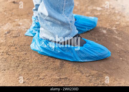 2024-03-26,Berlin,Baustelle Estrel Tower, Baubeginn Juli 2021,Eröffnung Ende 2025, Brutto-Grundfläche 77,500 qm,das Gebäude wird bei Fertigstellung eine Höhe von 176 Meter haben und somit der höchste Wolkenkratzer in Berlin sein.Pressetermin:der Berliner Senat besuch die Baustelle. *** 2024 03 26,Berlin,Baustelle Estrel Tower, Baubeginn Juli 2021,Eröffnung Ende 2025, Bruttogeschossfläche 77.500 qm,das Gebäude wird nach Fertigstellung 176 Meter hoch und damit das höchste Hochhaus Berlins Presseveranstaltung der Berliner Senat besucht die Baustelle Stockfoto