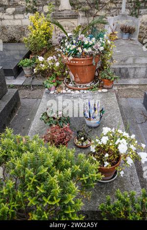 MONTPARNASSE FRIEDHOF BERÜHMTE GRÄBER PARIS Stockfoto