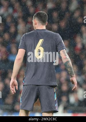 Lewis Dunk (Brighton & Hove Albion) aus England ohne seinen Namen auf seinem Trikot während des internationalen Fußballspiels zwischen England und Belgien AT Stockfoto