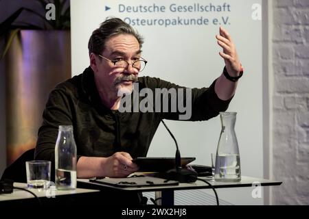 JURI Andruchowytsch der Preis unserer Freiheit ein Abend mit Juri Andruchowytsch im Haus für Poesie am 25.3.24 fotos gezett *** Yuri Andruchowych der Preis unserer Freiheit ein Abend mit Juri Andruchowych im Haus für Poesie am 25 3 24 fotos gezett Stockfoto