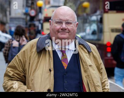 London, Großbritannien. März 2024. Lord Pickles, Eric Pickles, Sondergesandter des Vereinigten Königreichs für Fragen nach dem Holocaust, Vorsitzender ACOBA und Co-Vorsitzender der UK Holocaust Memorial Foundation, unterwegs in London. Quelle: Mark Thomas/Alamy Live News Stockfoto