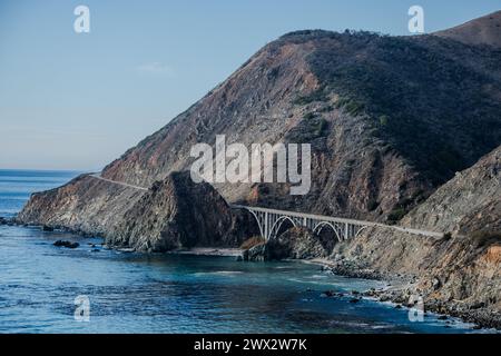 Die berühmte Bixby Bridge von Big Sur, Highway 1, Big Sur, Kalifornien, USA. Stockfoto