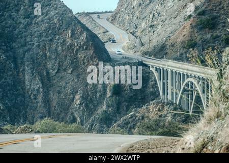 Die berühmte Bixby Bridge von Big Sur, Highway 1, Big Sur, Kalifornien, USA. Stockfoto