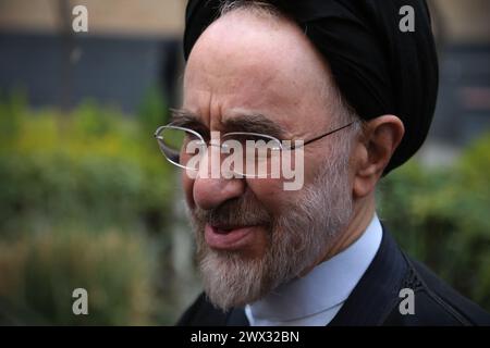 Teheran, Iran. März 2024. Der ehemalige iranische Präsident MOHAMMAD KHATAMI nimmt an einer Zeremonie in Teheran Teil. Khatami ist ein iranischer reformistischer Politiker, der von 1997 bis 2005 fünfter Präsident des Iran war. Von 1982 bis 1992 war er auch iranischer Kulturminister. (Kreditbild: © Rouzbeh Fouladi/ZUMA Press Wire) NUR REDAKTIONELLE VERWENDUNG! Nicht für kommerzielle ZWECKE! Stockfoto