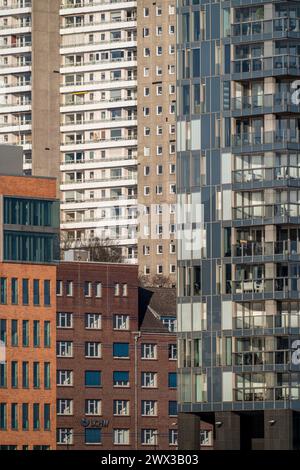 Fassaden verschiedener Hochhäuser, Mehrfamilienhäuser, in Hamburg, Altona, Stockfoto