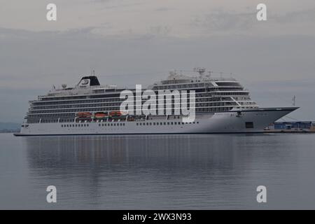 Der MV Viking Star, im Mai 2023 im Hafen von Katakolo, Peloponnes, Griechenland Stockfoto