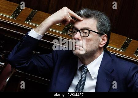 Roma, Italien. März 2024. IL ministro dell'Economia Giancarlo Giorgetti alla Camera dei deputati durante il Fragestunde. Roma, Mercoled&#xec;, 27. märz 2024 (Foto Roberto Monaldo/LaPresse) Wirtschaftsminister Giancarlo Giorgetti in der Abgeordnetenkammer während der Fragestunde. Rom, Mittwoch, 27. März 2024 (Foto: Roberto Monaldo/LaPresse) Credit: LaPresse/Alamy Live News Stockfoto