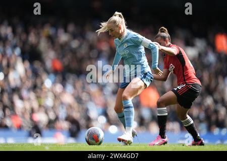 Manchester City Women gegen Manchester United Women’s Super League. 23. März 2024 Etihad Stadium Manchester ENGLAND - 23. März: Alex Greenwood aus Manchester City während des Women’s Super League Spiels zwischen Manchester City und Manchester United im Etihad Stadium am 23. März 2024 in Manchester England. Stockfoto