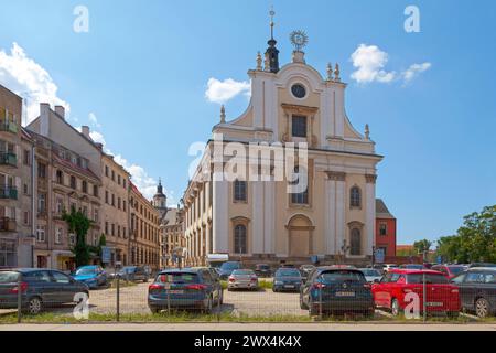 Breslau, Polen – 05. Juni 2019: Die Kirche des Namens Jesu (Polnisch: Kościół Rzymskokatolicki pw Najświętszego Imienia Jezus) ist derzeit die Uni Stockfoto