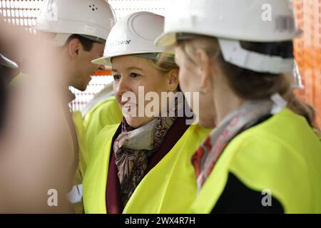 Kai Wegner, Franziska Giffey Estrel Tower Mitglieder Senat und Bezirksamt Baustelle, am 26.03.2024 in Berlin, Neukölln, Deutschland *** Kai Wegner, Franziska Giffey Estrel Tower Mitglieder Senat und Bezirksamt Baustelle, am 26 03 2024 in Berlin, Neukölln, Deutschland Stockfoto