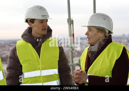 Kai Wegner, Franziska Giffey Estrel Tower Mitglieder Senat und Bezirksamt Baustelle, am 26.03.2024 in Berlin, Neukölln, Deutschland *** Kai Wegner, Franziska Giffey Estrel Tower Mitglieder Senat und Bezirksamt Baustelle, am 26 03 2024 in Berlin, Neukölln, Deutschland Stockfoto