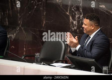 Homenagem para Ronaldo Fenomeno - Assembleia de Minas Gerais BELO HORIZONTE MG, 03/27/2024 - Versammlung der Minas / Homeage - die Versammlung der Minas zollt Ronaldo Fenomeno mit dem Titel Ehrenbürger für die Verdienste des ehemaligen Spielers für den Staat MG am Mittwochabend, 27. IMAGO / Gustavo Minas Gerais Brasil Copyright: XGustavoxRabelox Stockfoto