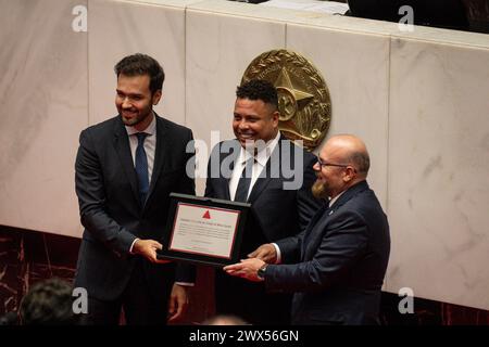 Homenagem para Ronaldo Fenomeno - Assembleia de Minas Gerais BELO HORIZONTE MG, 03/27/2024 - Versammlung der Minas / Homeage - die Versammlung der Minas zollt Ronaldo Fenomeno mit dem Titel Ehrenbürger für die Verdienste des ehemaligen Spielers für den Staat MG am Mittwochabend, 27. IMAGO / Gustavo Minas Gerais Brasil Copyright: XGustavoxRabelox Stockfoto