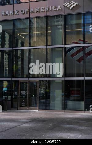 Chicago, USA. März 2024. Bank of America Tower, 110 North Wacker Drive, Chicago, Illinois, 27. März 2024. (Foto: Ludvig Peres/SIPA USA) Credit: SIPA USA/Alamy Live News Stockfoto