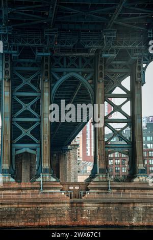 Unter der Manhattan Bridge – New York City, USA Stockfoto