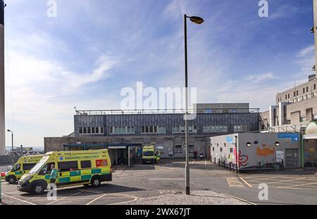 Die Notfallabteilung des Derriford Hospital in Plymouth soll im Rahmen der Future Hospital Phase von Governments vergrößert werden Stockfoto