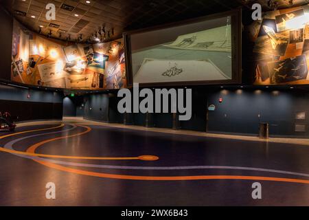 CAPE CANAVERAL, FLORIDA - 15. MÄRZ 2024. Die Eingangshalle zum Atlantis-Komplex in KSC. CAPE CANAVERAL Stockfoto