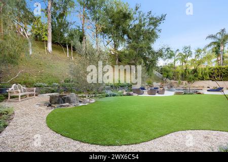 Eine Außenaufnahme eines Luxushauses in Calabasas, Kalifornien Stockfoto