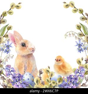 Aquarellfarbe, kleines Pfirsichkaninchen sitzt im Blumenkranz. Osterhase und gelbe Küken, dekorative Eier gelb, blau, violett. Vorlage für des Stockfoto