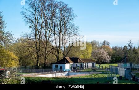 Donnerstag, 28. März 2024, früh morgens in Wallingford, Oxfordshire Stockfoto