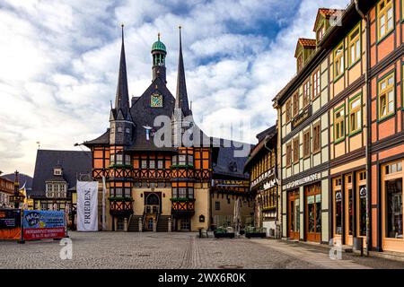 Wernigerode, Deutschland 27. März 2024: Aussenansicht vom Rathaus in Wernigerode in der Altstadt. Sachsen-Anhalt *** Wernigerode, Deutschland 27. März 2024 Außenansicht des Rathauses in Wernigerode in der Altstadt von Sachsen-Anhalt Copyright: XFotostandx/xReissx Stockfoto