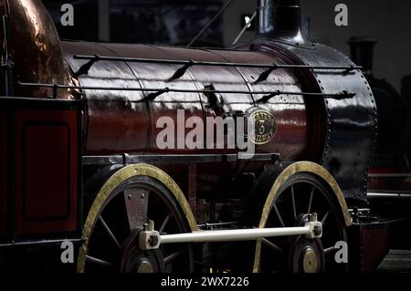 National Railway Museum, York. März 2024 Dampflokomotive und Tenderfahrzeug, Nr. 3, "Coppernob", 0-4-0, für Furness Railway, entworfen von E Bury, gebaut von Bur Stockfoto