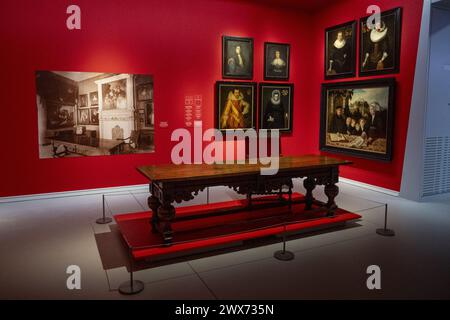 GRONINGEN - 28.03.2024, Vorschau der Ausstellung 150 Jahre Groninger Museum, hinter den Kulissen. ANP JILMER POSTMA niederlande aus - belgien aus Stockfoto